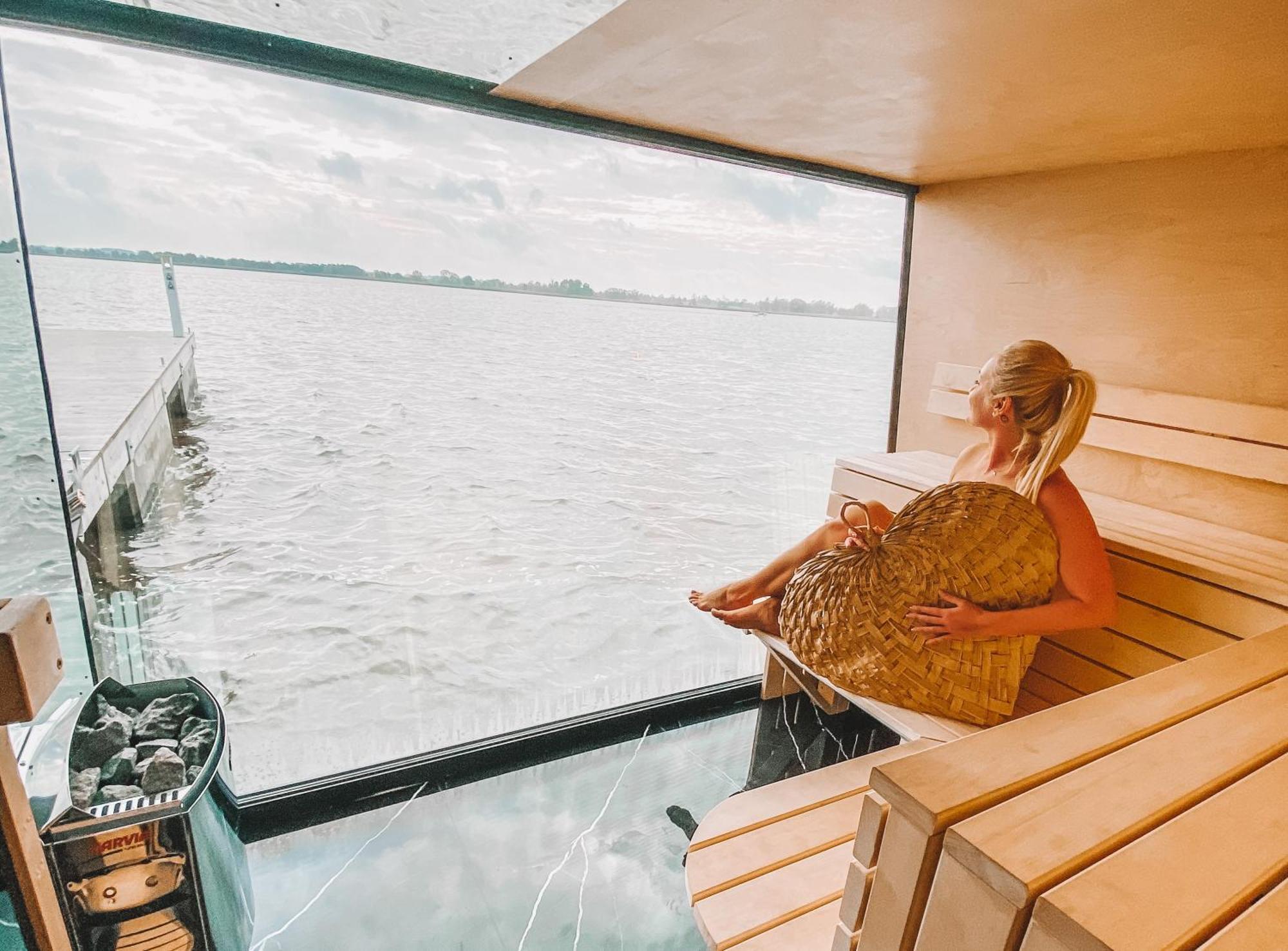 Herbals - Tree&Lake Houses With Bath, Sauna, Bikes, Motorboat Mielno  Esterno foto