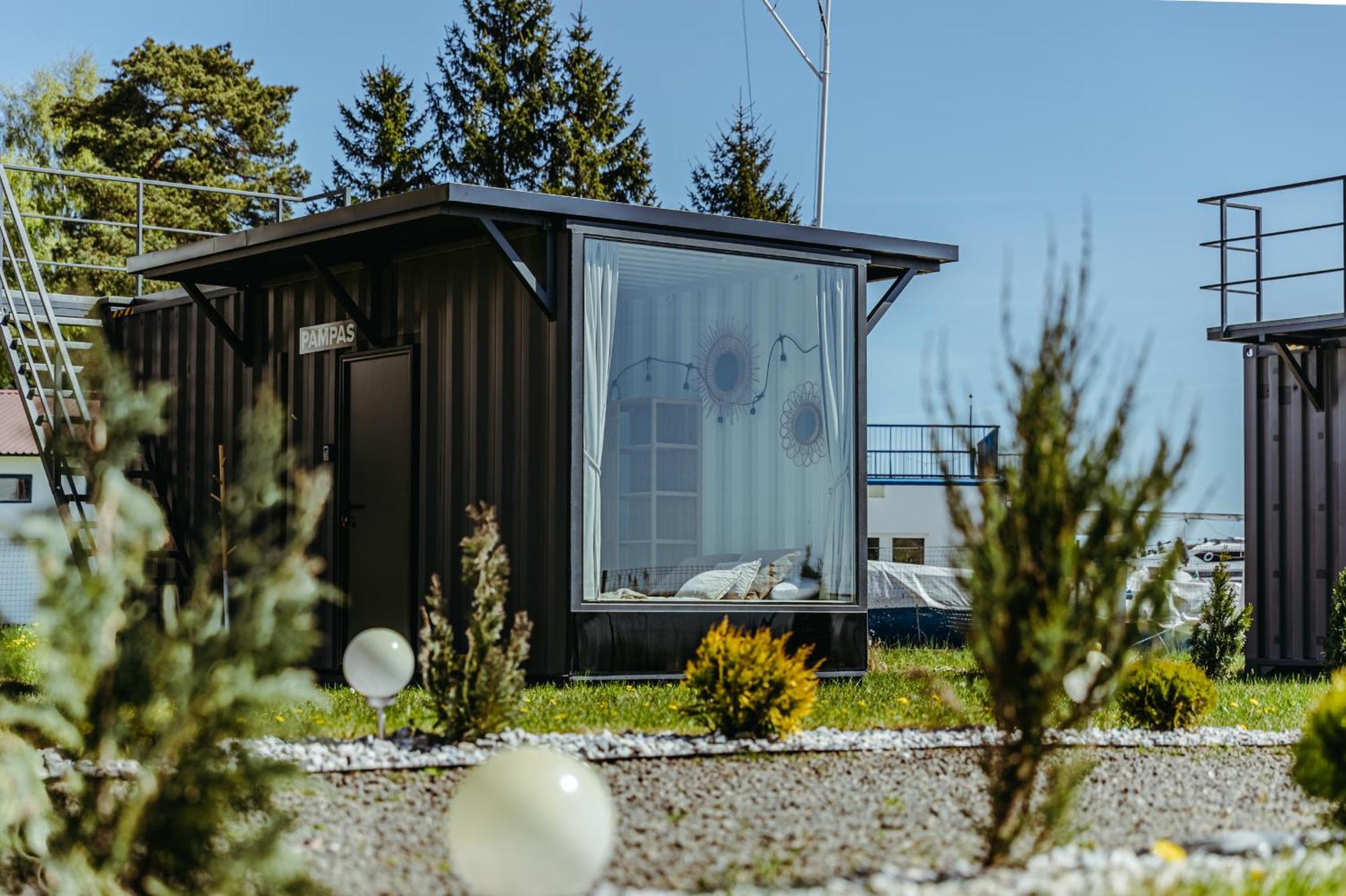 Herbals - Tree&Lake Houses With Bath, Sauna, Bikes, Motorboat Mielno  Camera foto